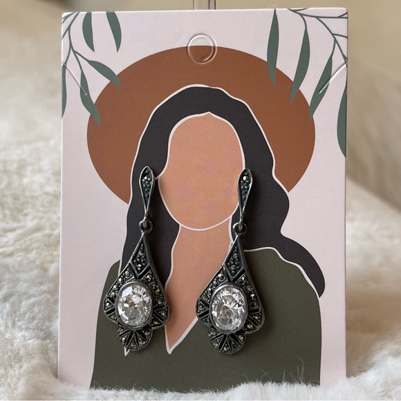 .925 STERLING|SIGNED KG|Marcasite Clear Crystal Center Stone Drop Earrings|VTG - Picture 2 of 9